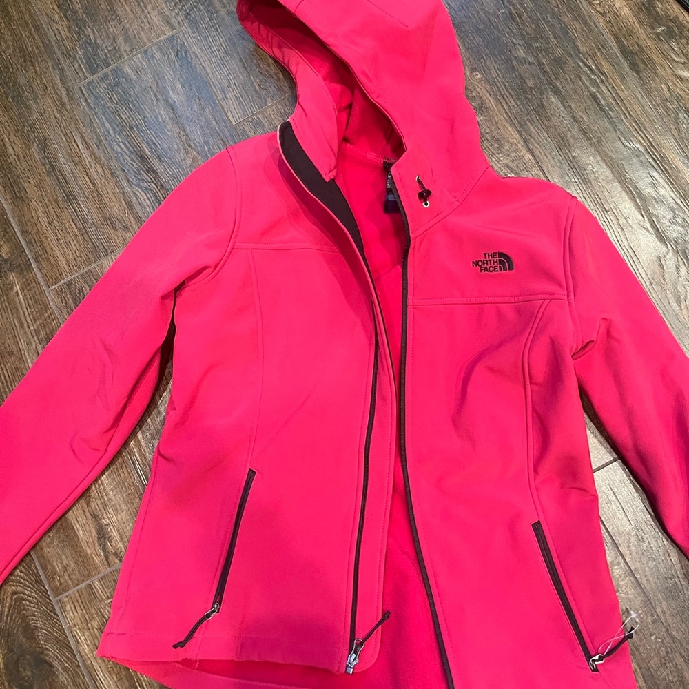 The North Face Women's Shelbe Raschel Jacket